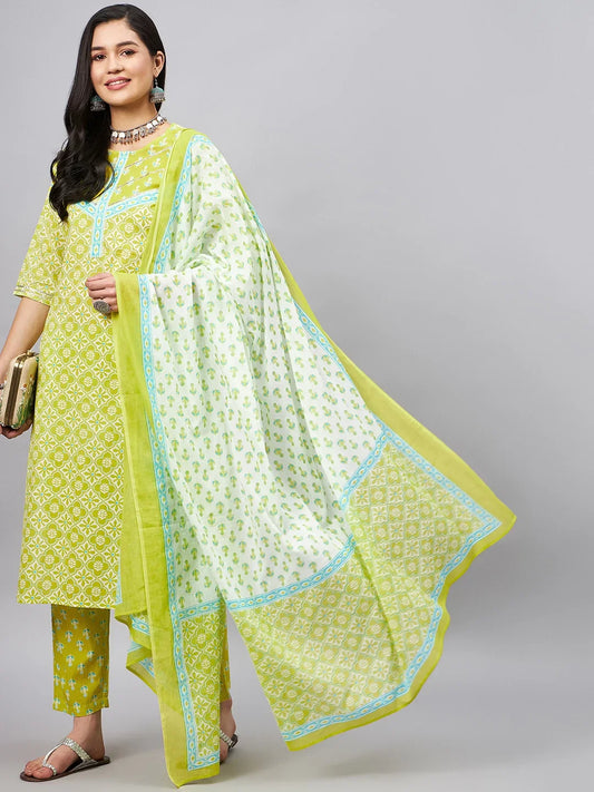 winered-woman-lime-green-with-tarquise-border-kurta-set