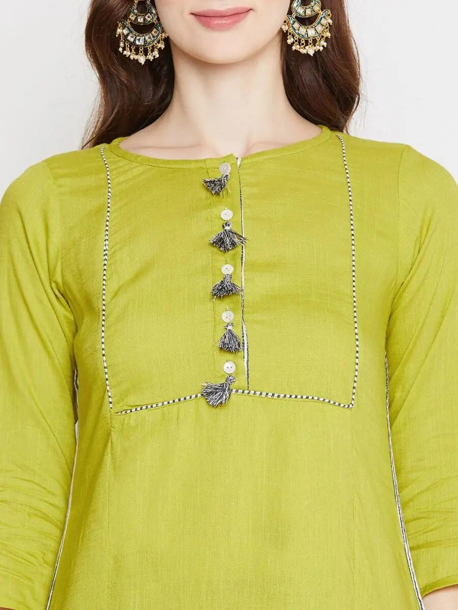 winered-green-straight-rayon-solid-kurta