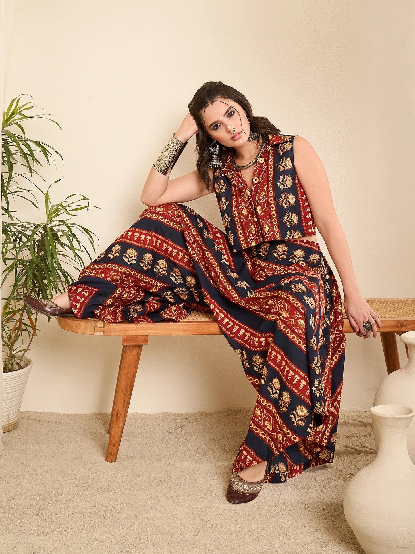 Women Bordered Crop Shirt and Harem Pant Co-Ord Set