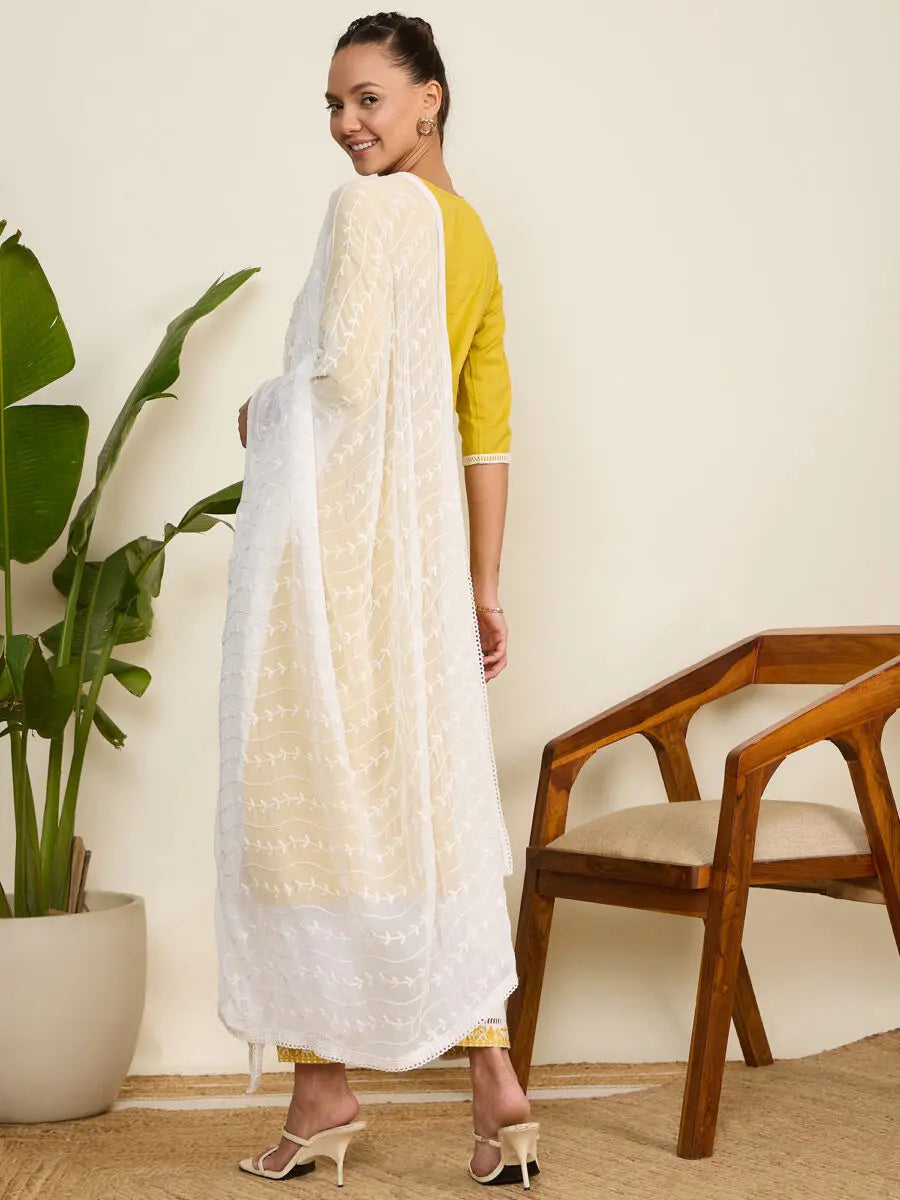 winered-woman-embroidered-yellow-kurta-white-pant-dupatta-set