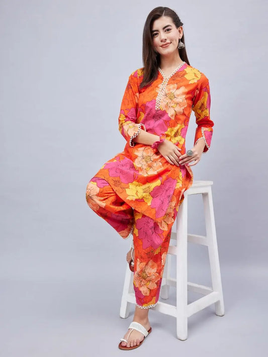 winered-woman-floral-print-v-neck-lace-detailing-co-ord-set