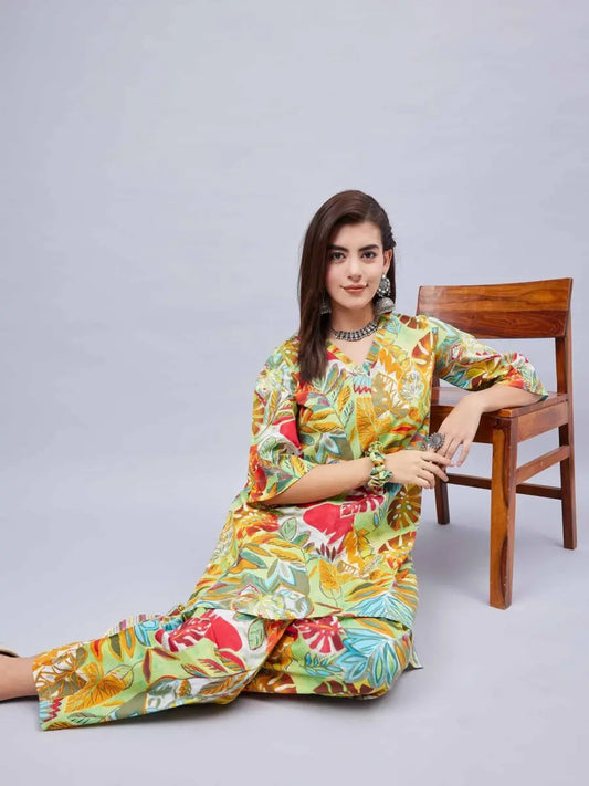 winred-woman-multicolour-printed-v-neck-co-ord-set