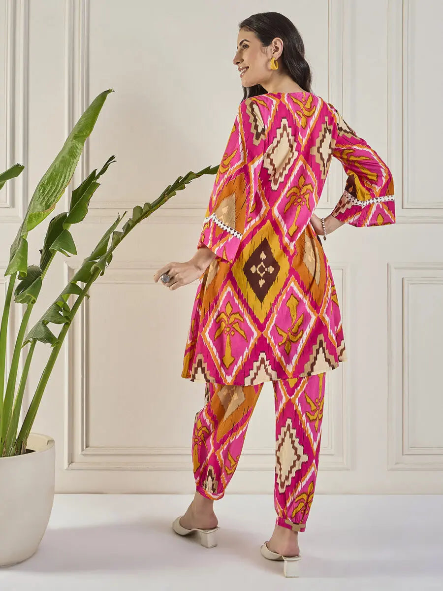 winered-women-pink-neck-sleeve-lace-detailing-co-ord-set