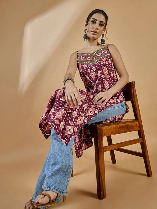 winered-women-rust-abstract-print-strap-kurta