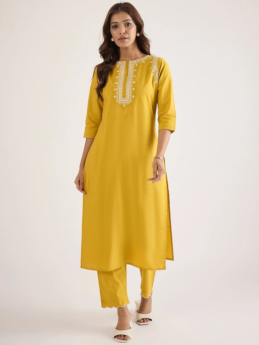 Women's Embroidered straight kurta set