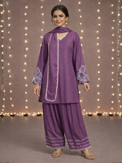 Women's Purple Embroidered Kurti & Farshi Salwar set