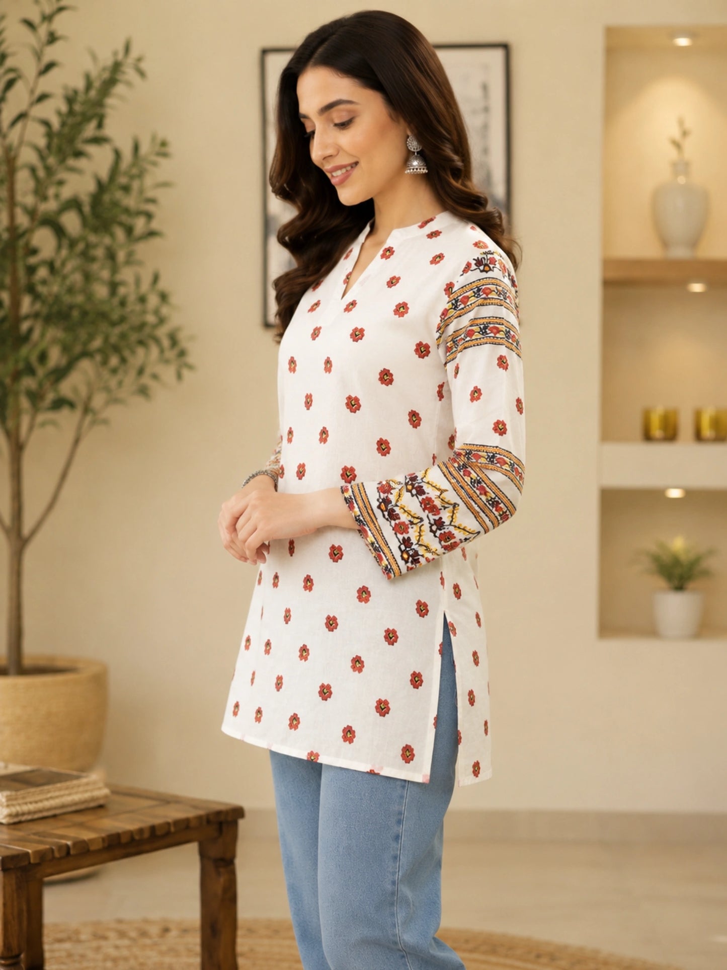 Women White Floral Printed Cotton Short Kurti with 3/4 Straight Sleeves