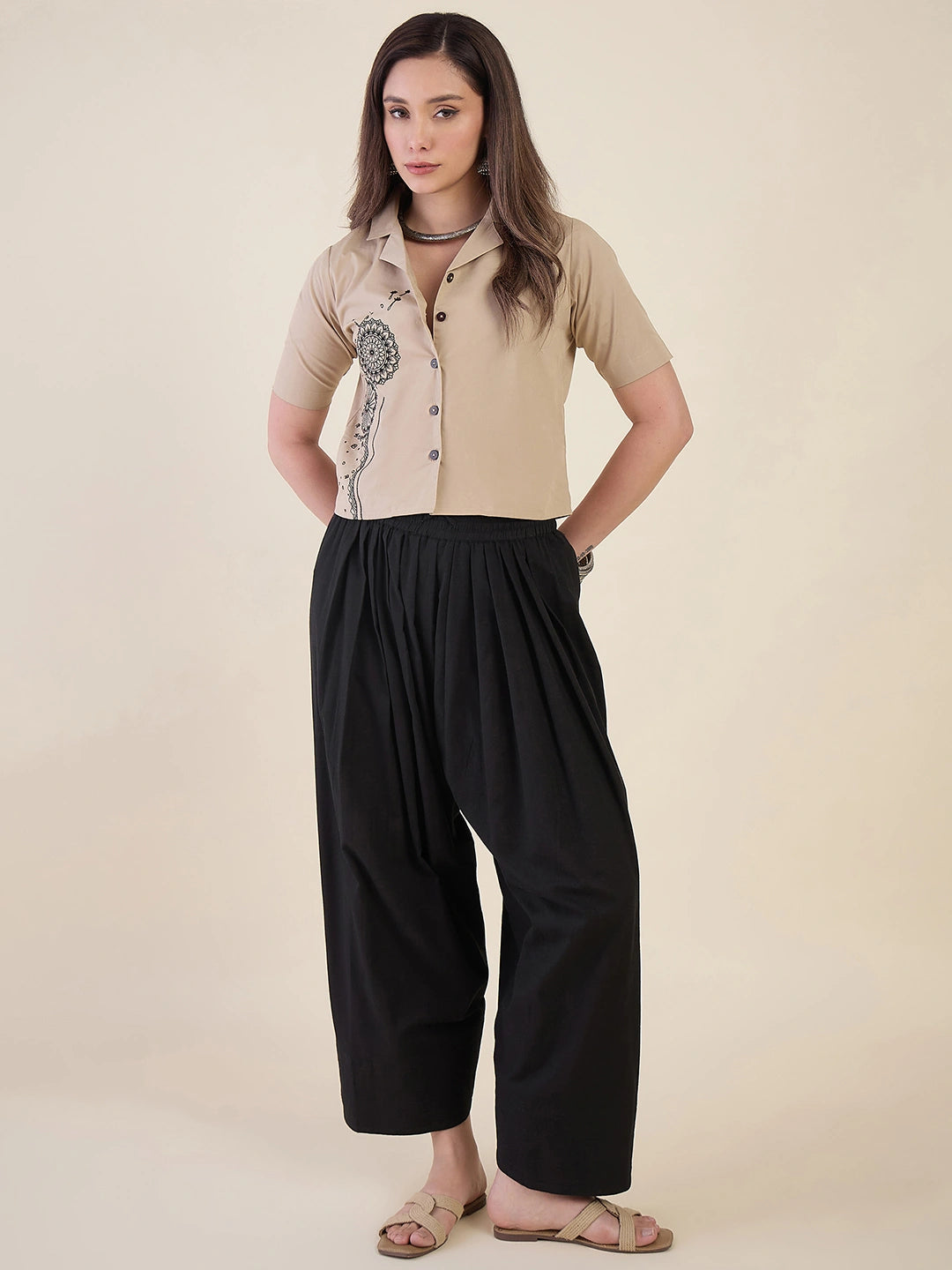 Women Black Solid Cotton Farshi Salwar