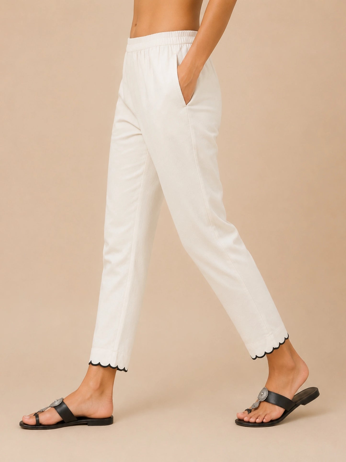 Women Off-White Scalloped Hem Straight Pants