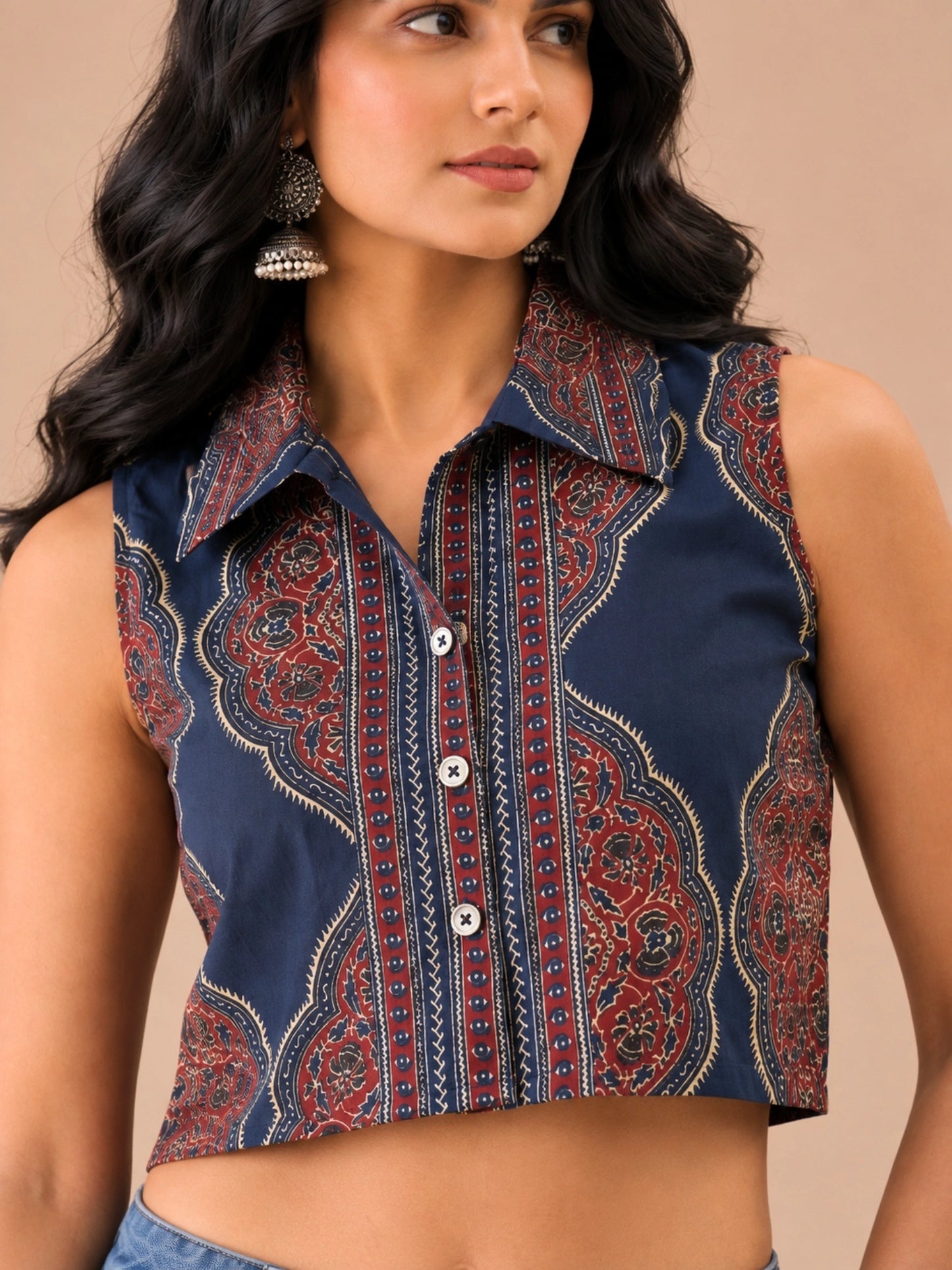 Women Printed Sleeveless Shirt