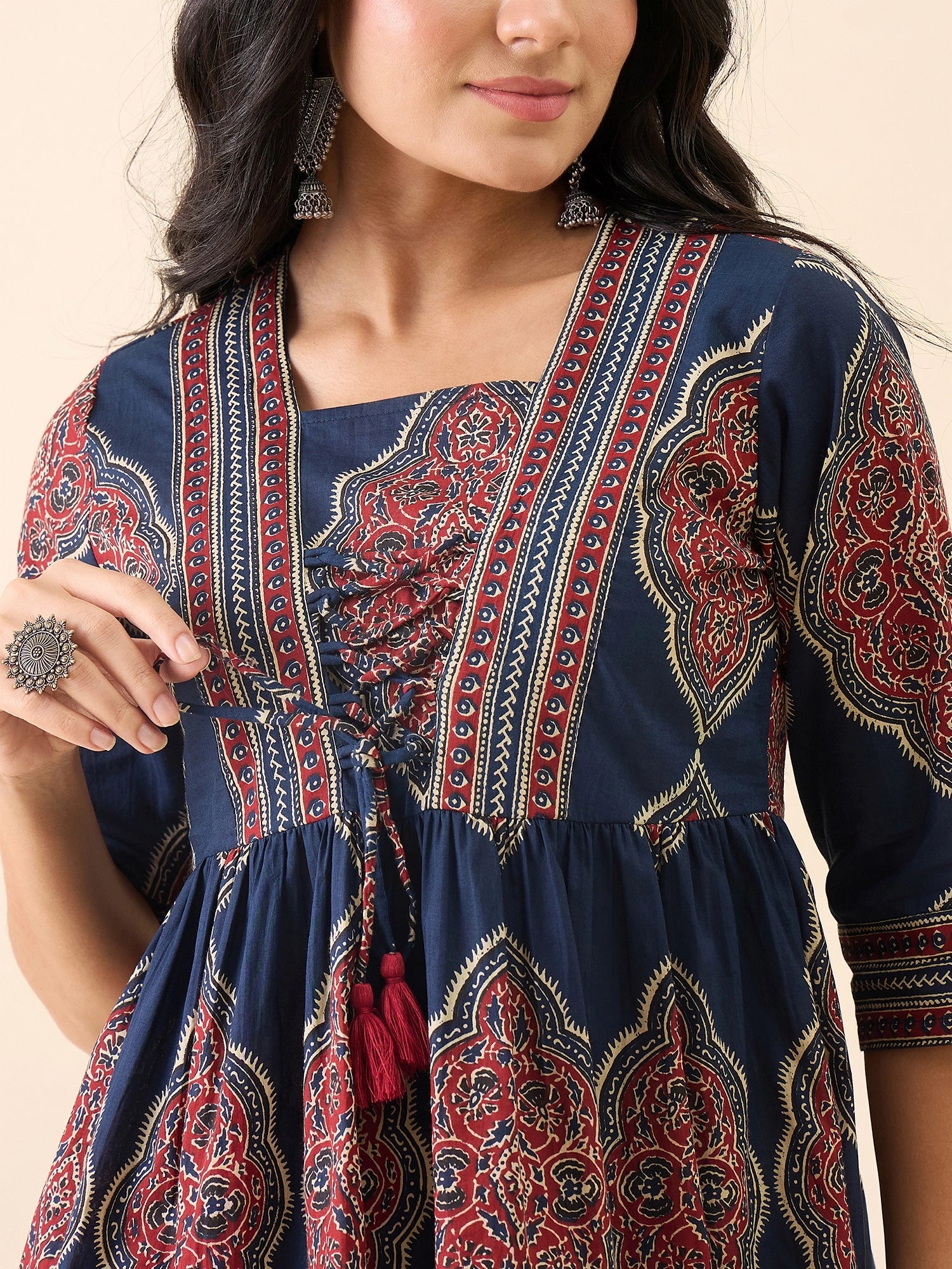 Women Navy Blue Printed Empire Top – WineRed