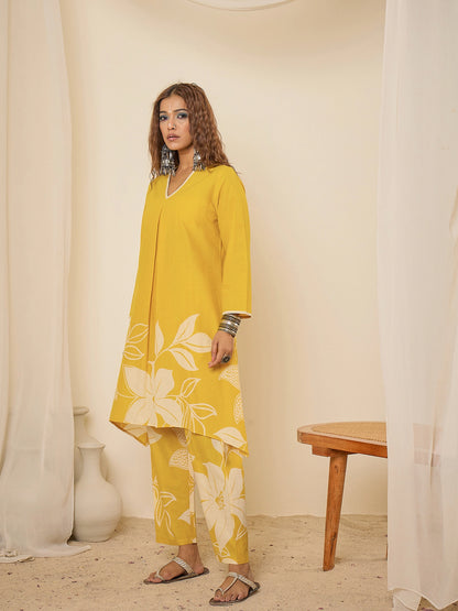 women-cotton-yellow-floral-print-asymmetric-tunic-co-ord-set