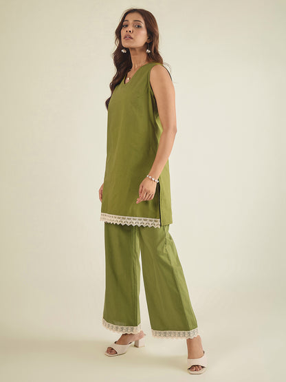 women-green-cotton-poplin-lace-detailed-tunic-with-pant-co-ord-set