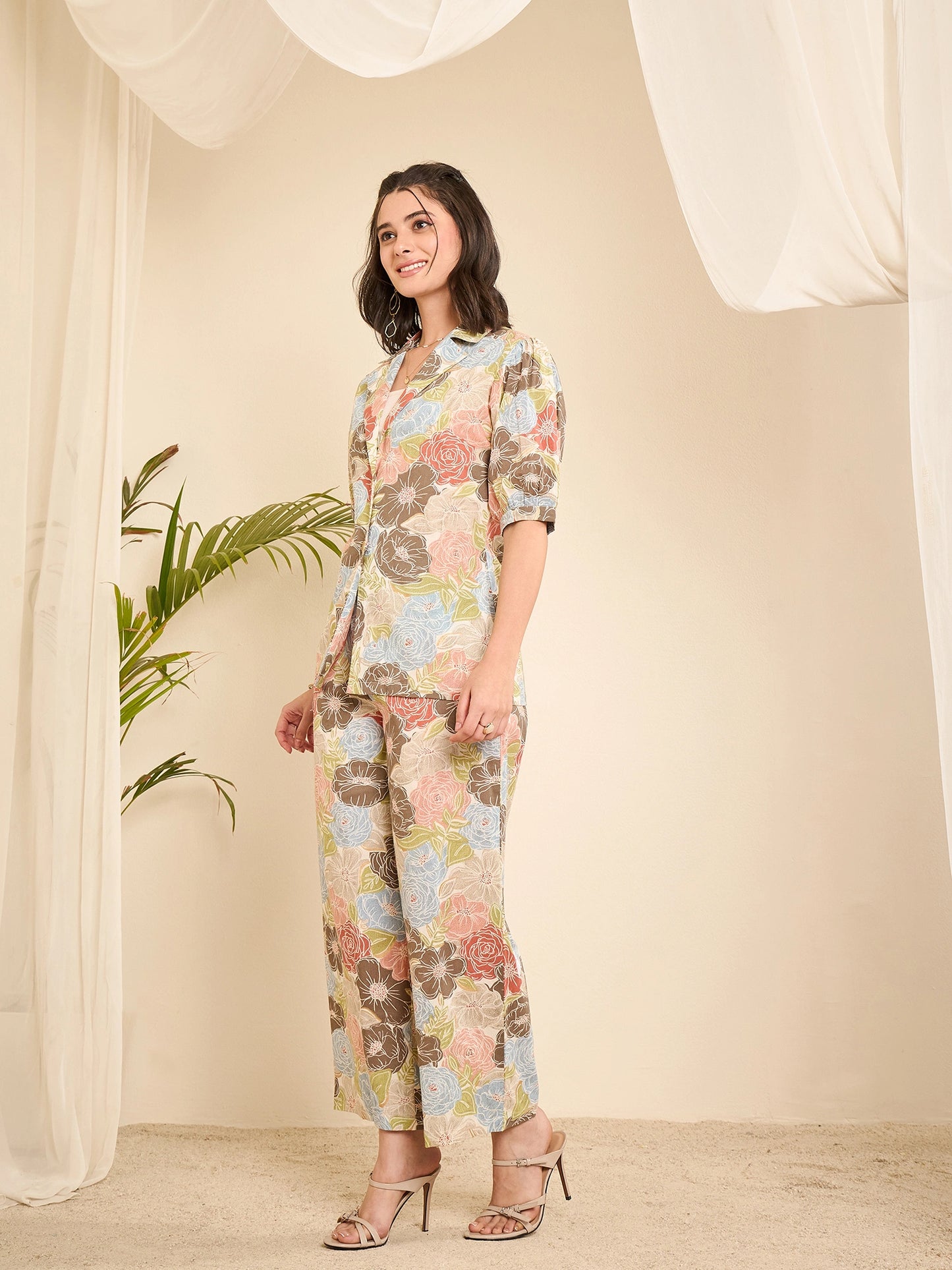 women-floral-print-twist-front-top-and-wide-leg-pant-co-ord-set