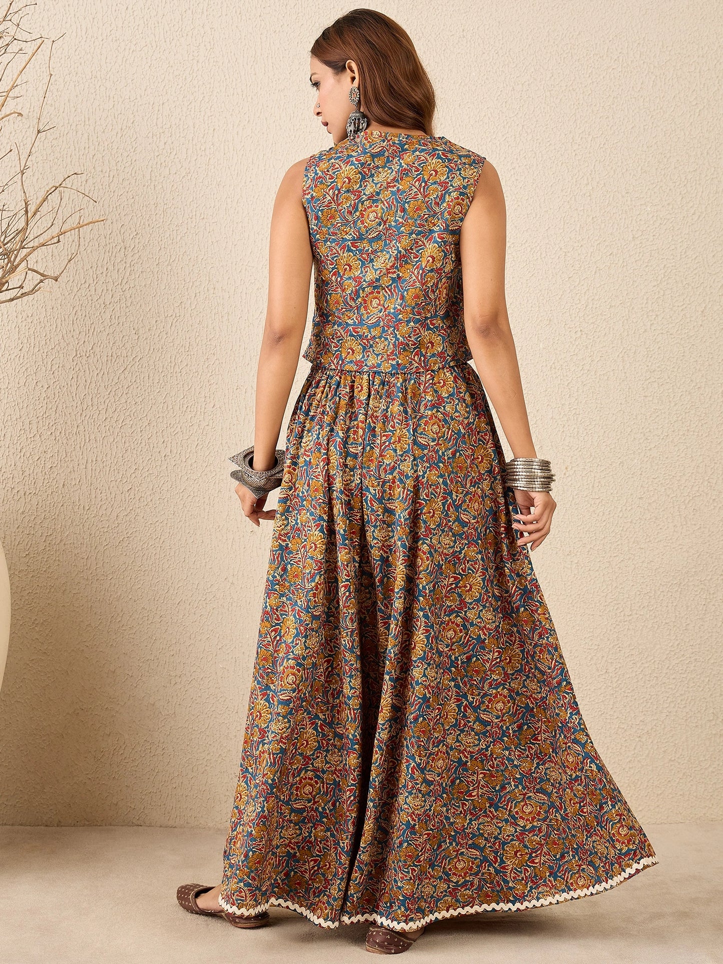 Women Lace Detailing Waistcoat Top