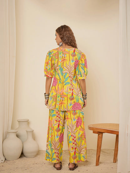 women-yellow-tropical-print-puff-sleeve-tunic-co-ord-set
