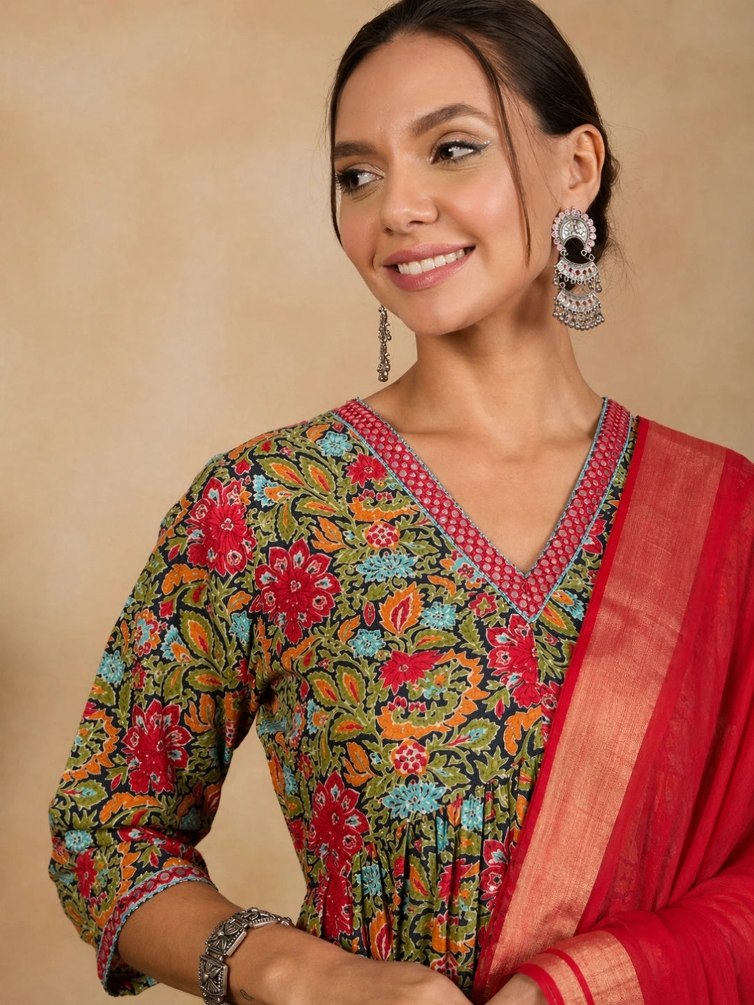 WineRed Woman Navy Blue Floral Print Neck Embroidery Naira Cut Kurta, Pant & Dupatta