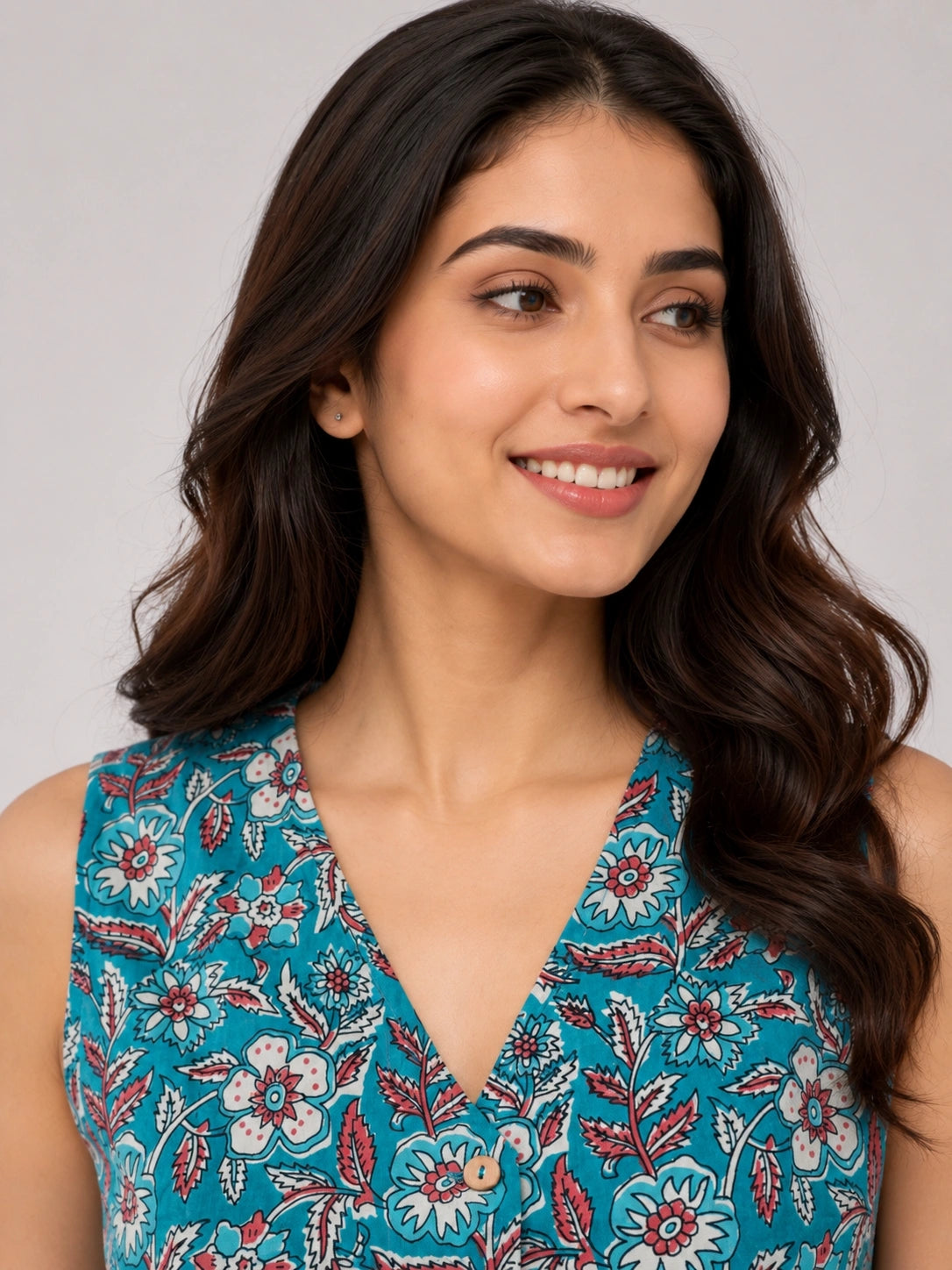 Women's Floral Print Sleeveless V-Neck Button Front Top | Casual Ethnic Crop Top
