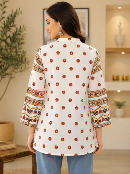 Women White Floral Printed Cotton Short Kurti with 3/4 Straight Sleeves