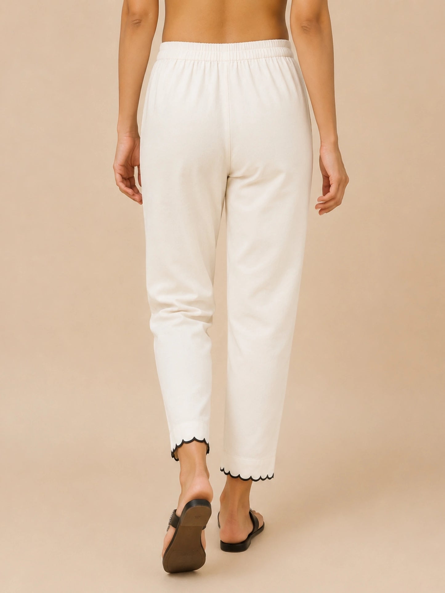 Women Off-White Scalloped Hem Straight Pants