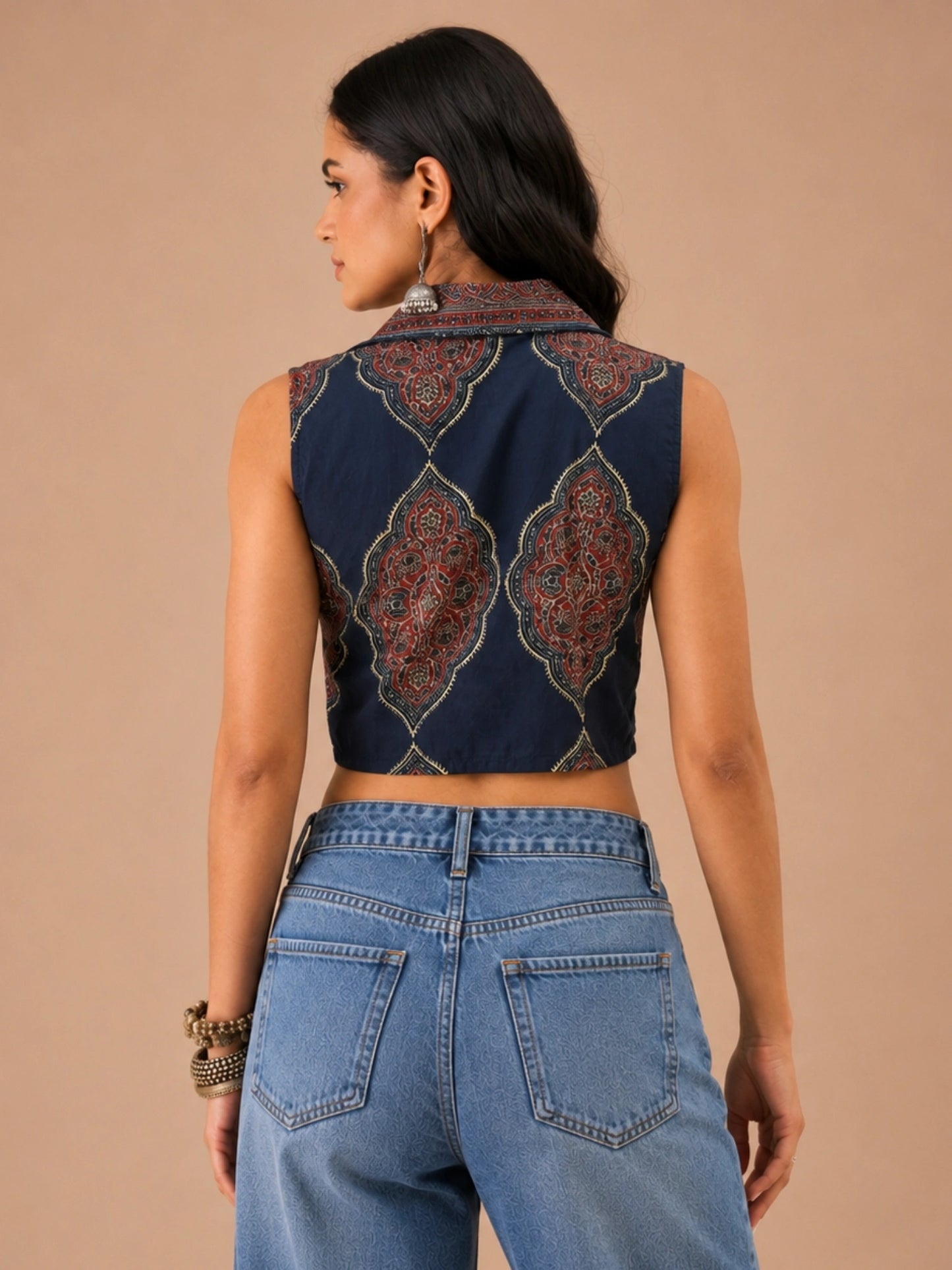 Women Printed Sleeveless Shirt