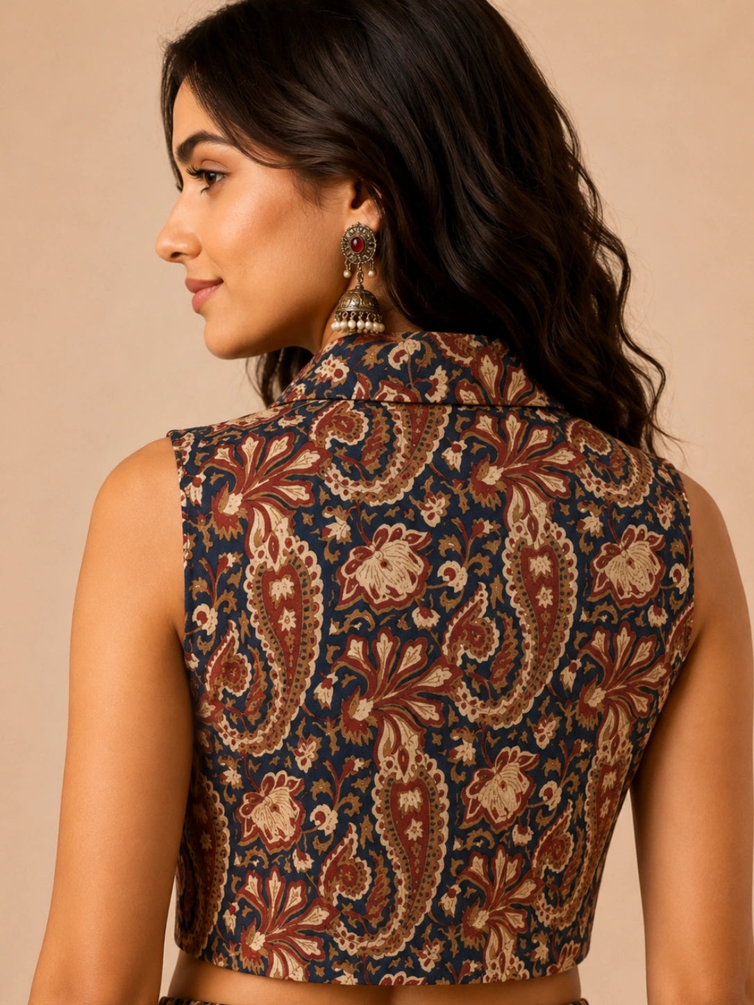 Women Printed Sleeveless Shirt Crop Top