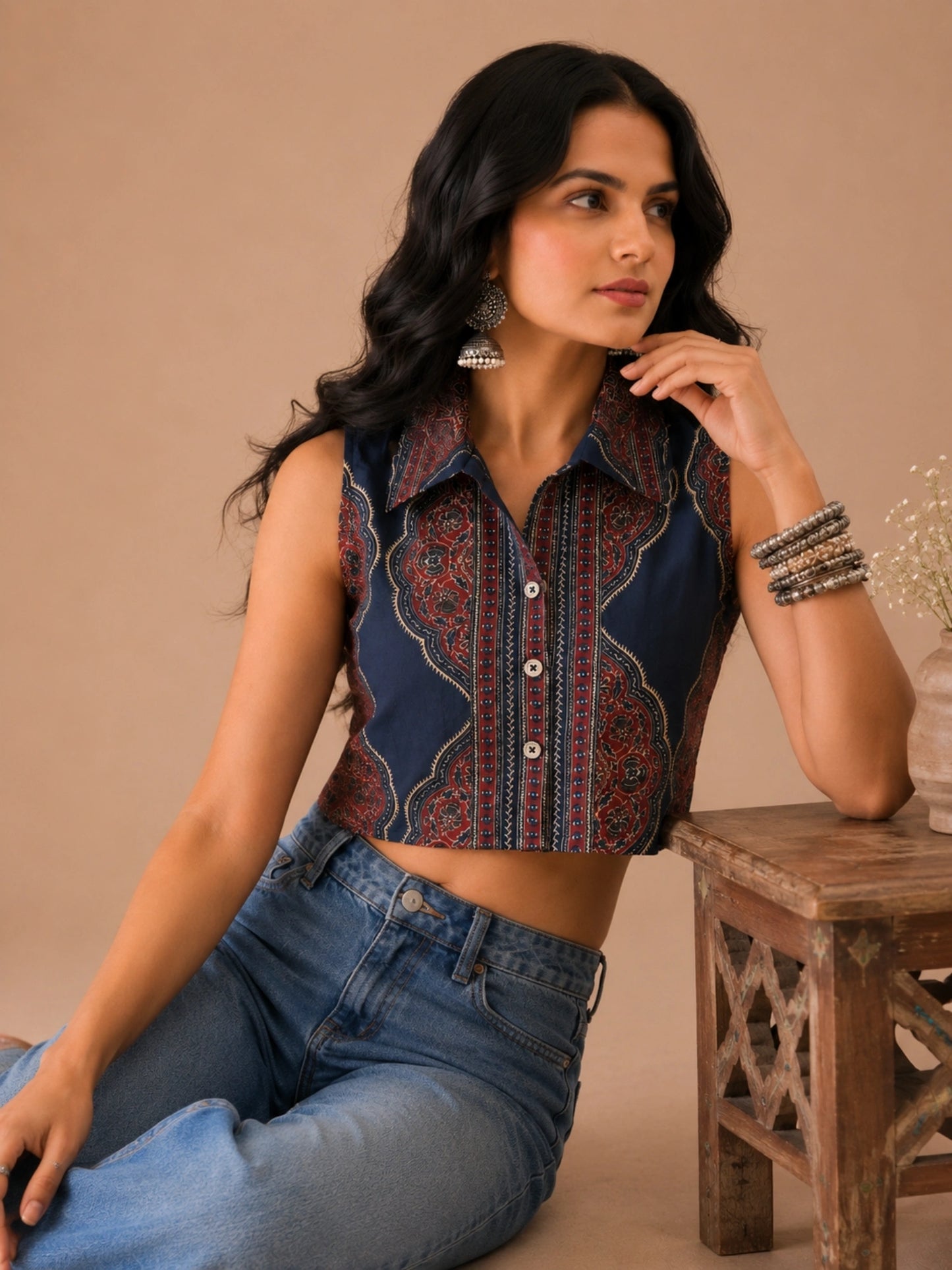 Women Printed Sleeveless Shirt