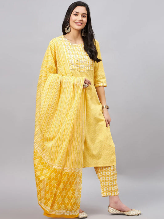winered-woman-yellow-golden-print-kurta-set