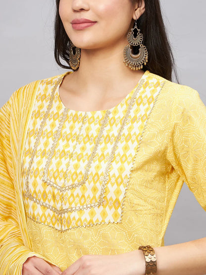 winered-woman-yellow-golden-print-kurta-set