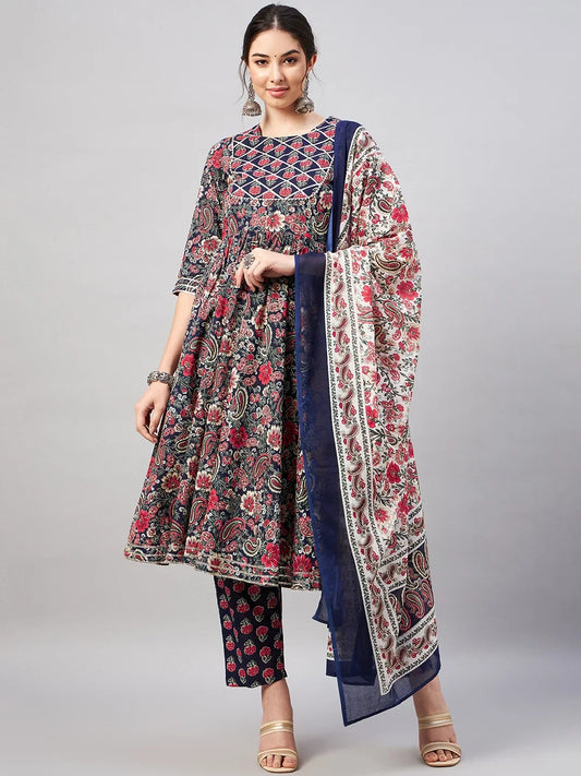 winered-woman-navy-blue-paisley-print-gota-detailing-patch-kurta-set-with-dupatta