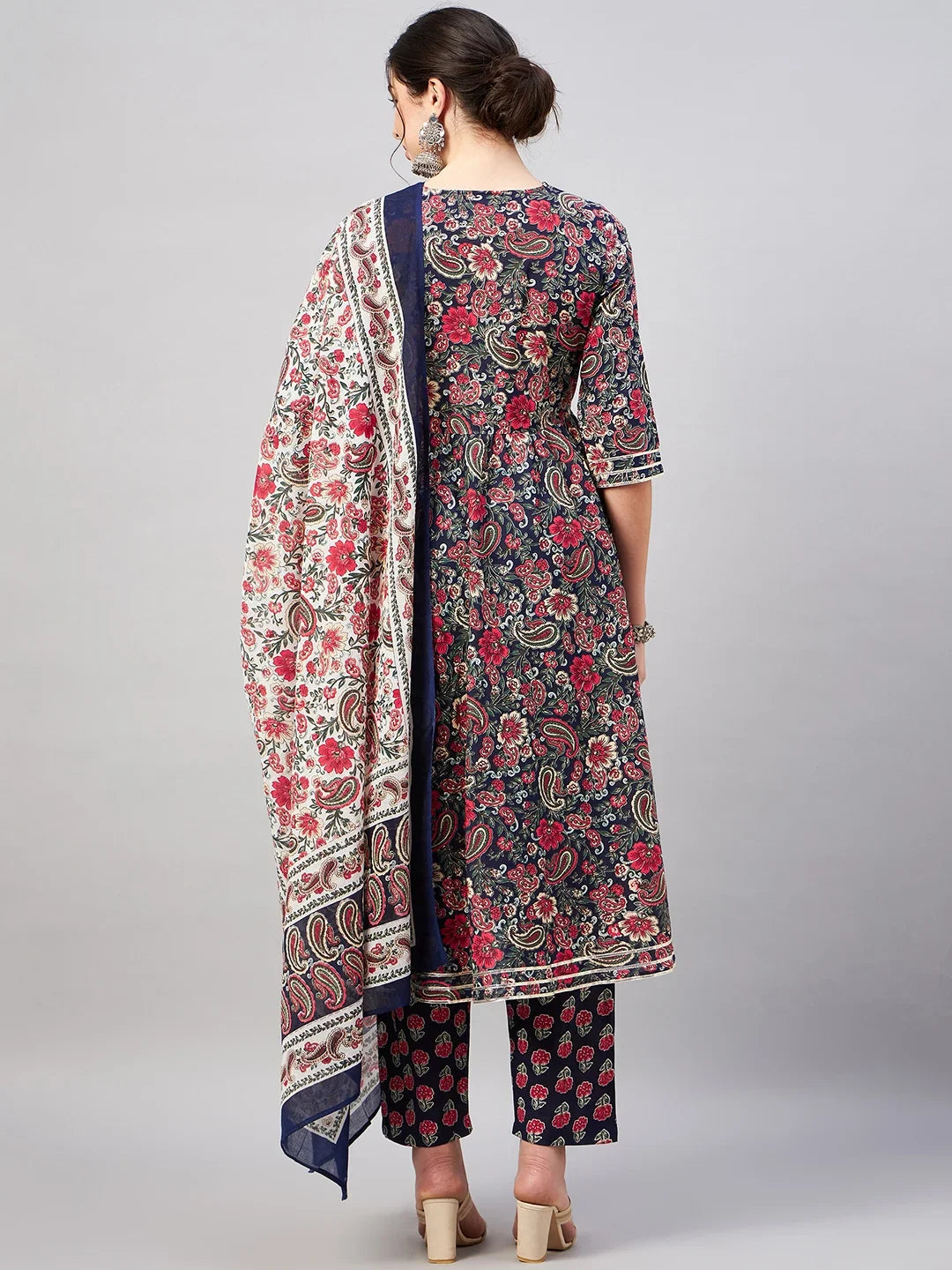 winered-woman-navy-blue-paisley-print-gota-detailing-patch-kurta-set-with-dupatta