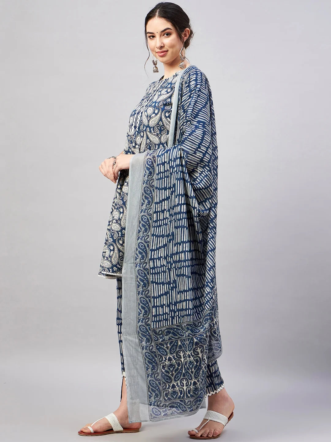winered-woman-blue-kurta-set-paisley-print-flared-short-kurta