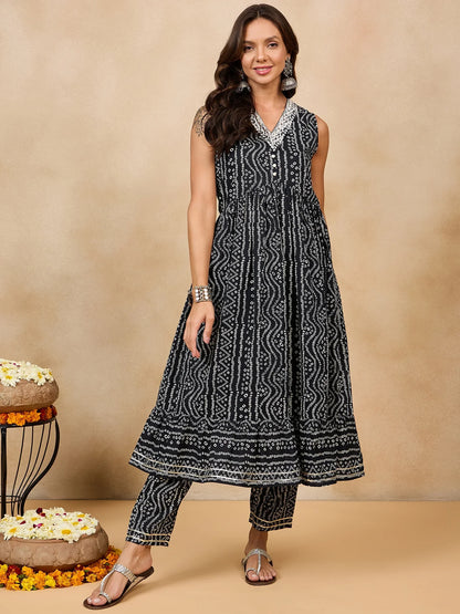 winered-black-bandhej-embroidered-cotton-stitched-straight-kurta-set-with-palazzo