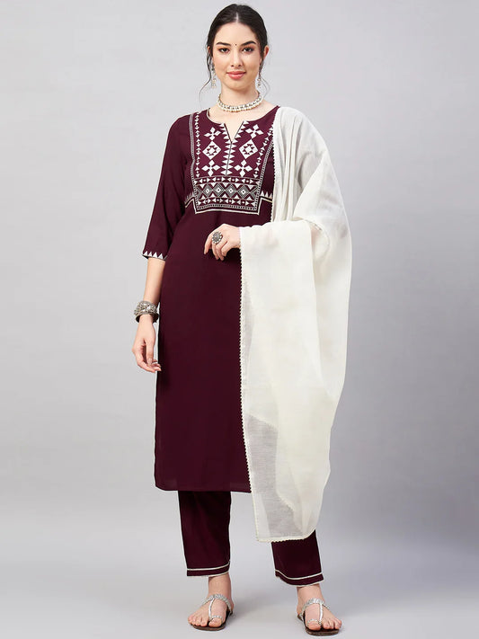 winered-woman-burgundy-mirror-embroidered-kurta-set-with-dupatta