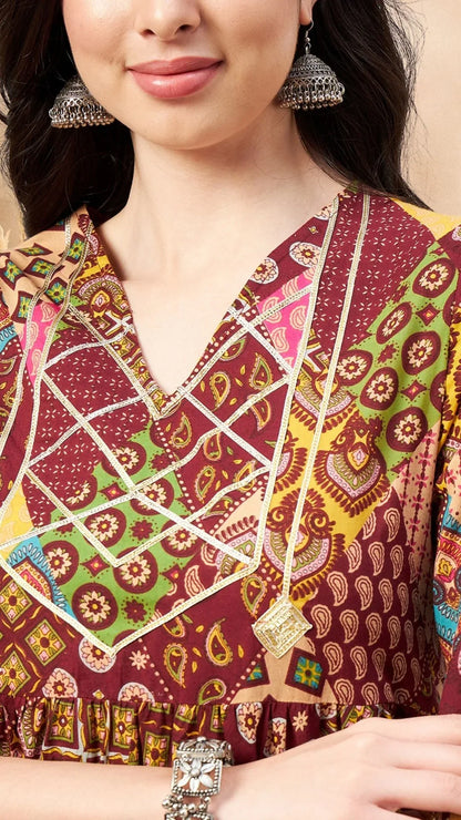 winered-woman-maroon-kurta-sets-printed