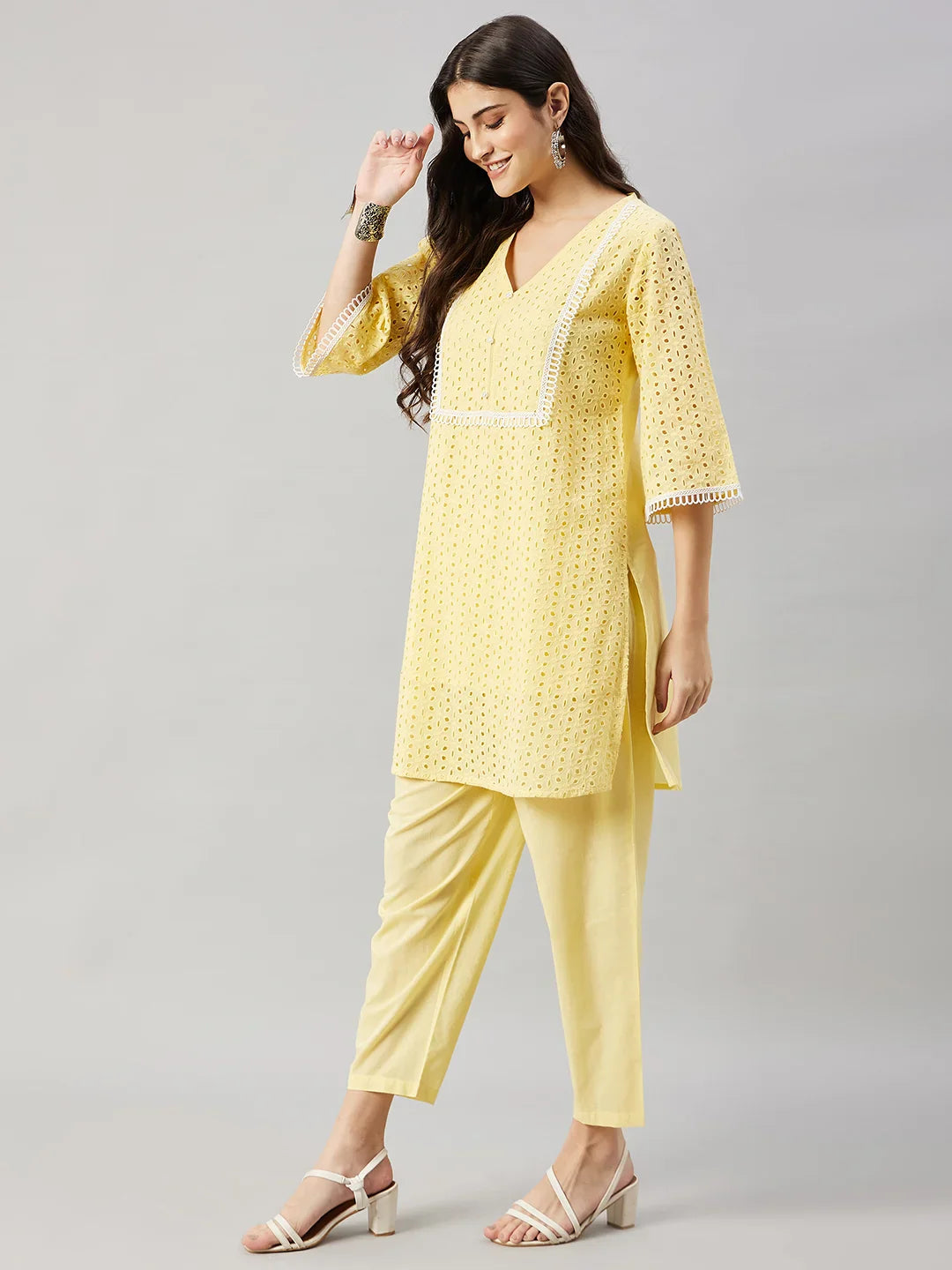 winered-woman-yellow-kurta-set-with-shiffli-lace-detailing