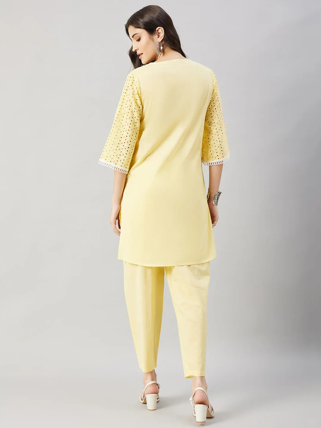 winered-woman-yellow-kurta-set-with-shiffli-lace-detailing