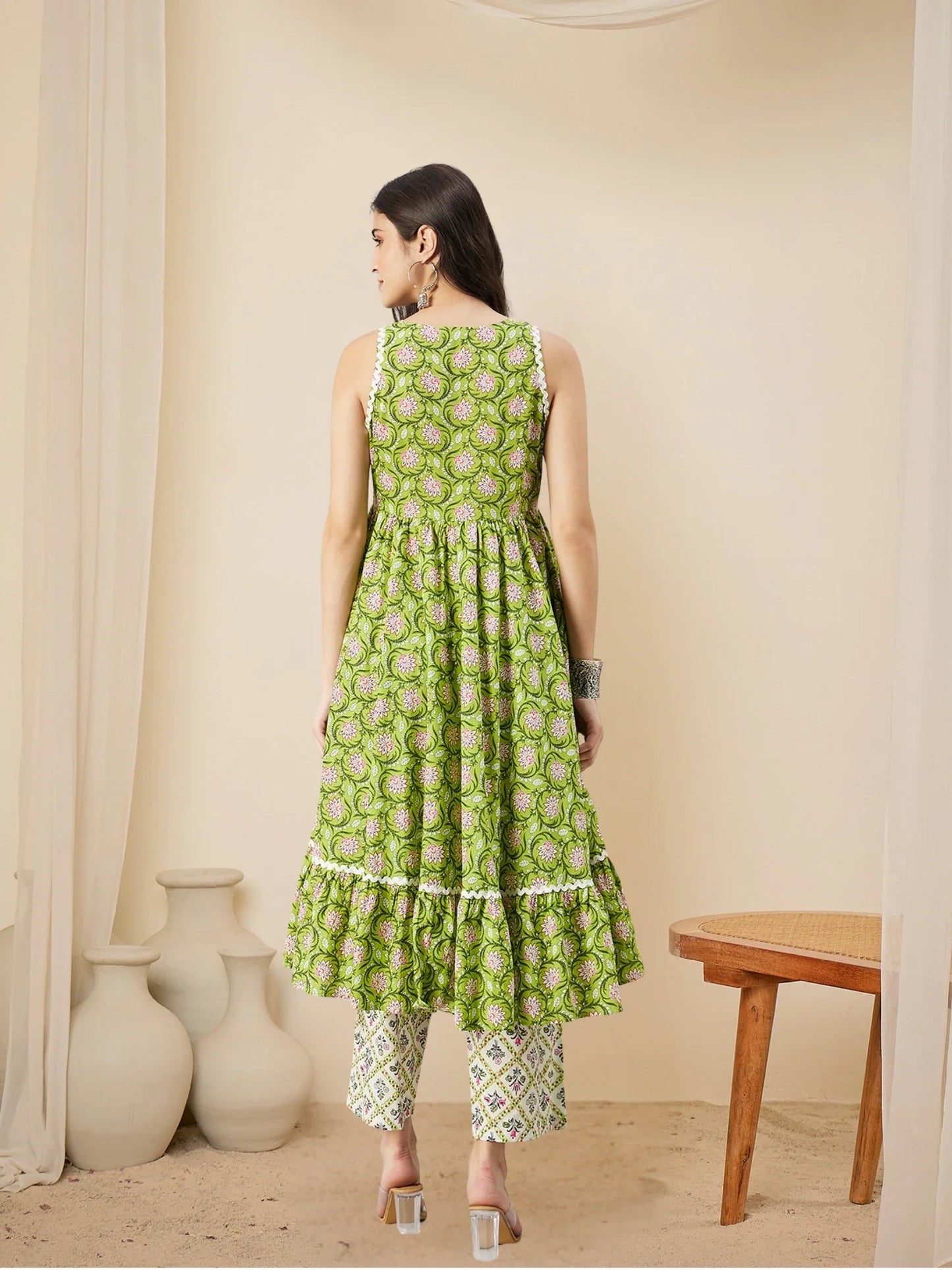 winered-woman-cotton-green-kurta-set-white-printed-flared