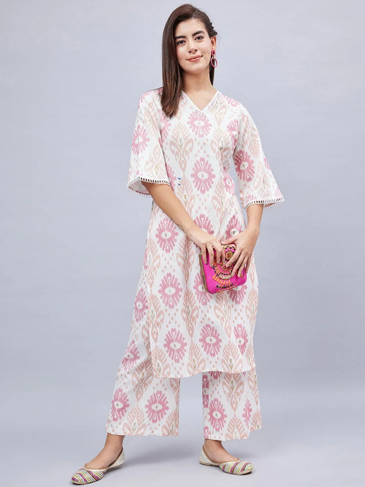 winered-woman-white-geometric-print-neck-lace-detailing-kurta-set