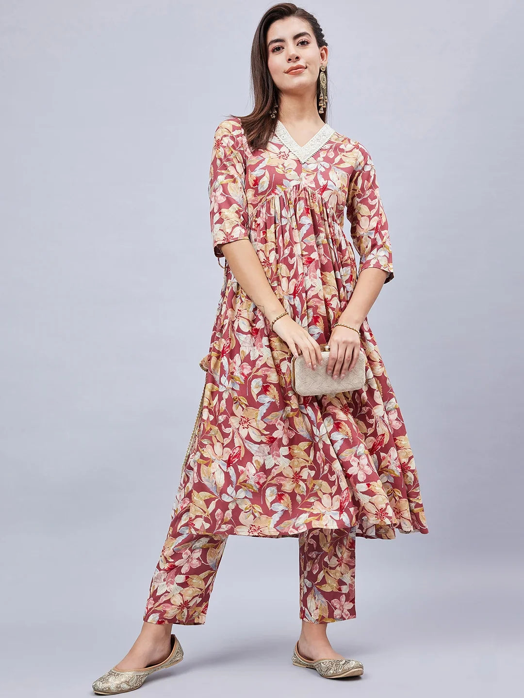 winred-woman-rust-floral-print-heavy-mbroidered-kurta-kurta-set