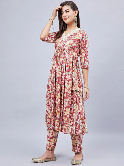 winred-woman-rust-floral-print-heavy-mbroidered-kurta-kurta-set