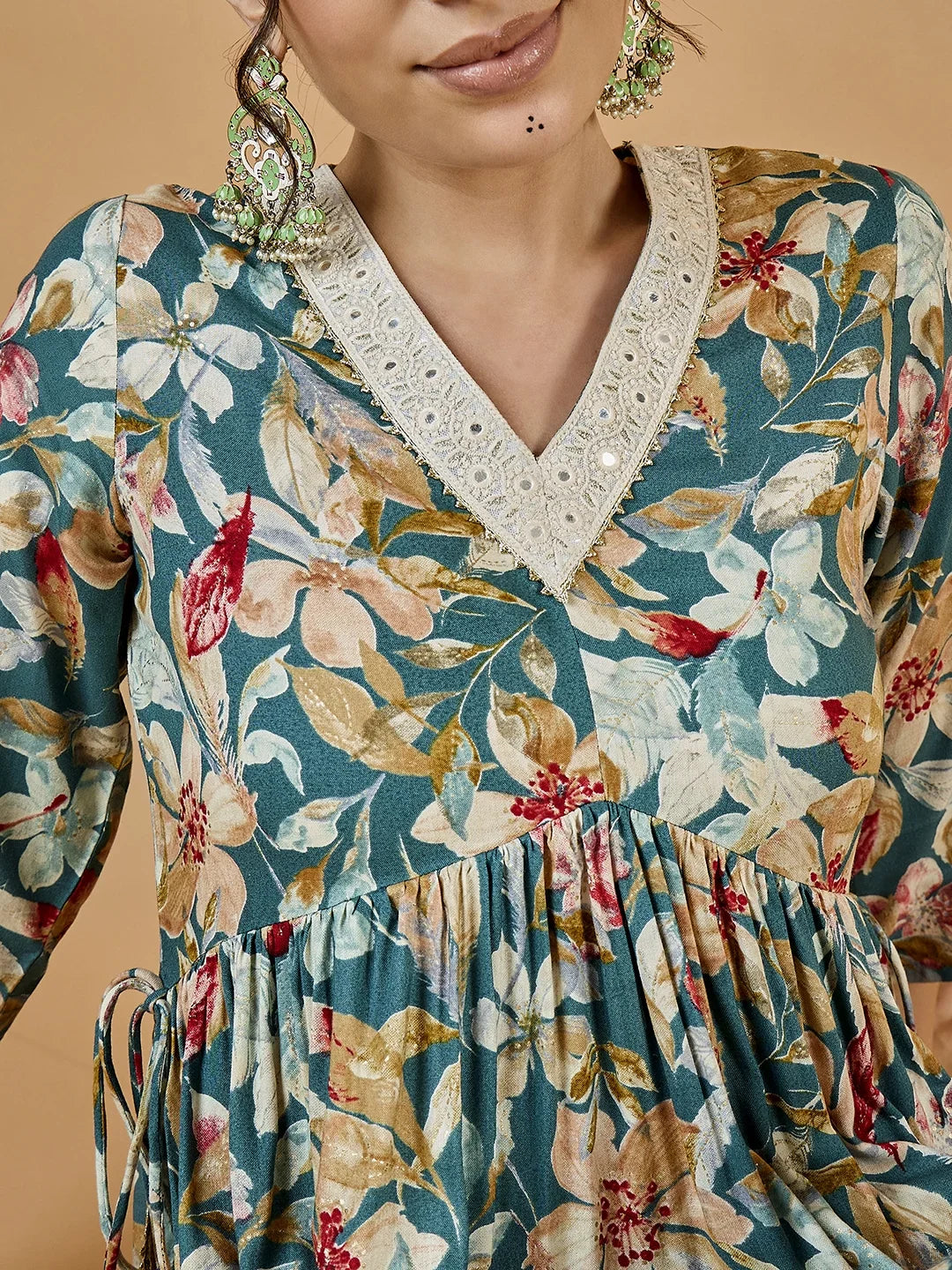 winered-woman-teal-blue-floral-print-rayon-embroidered-kurta-set