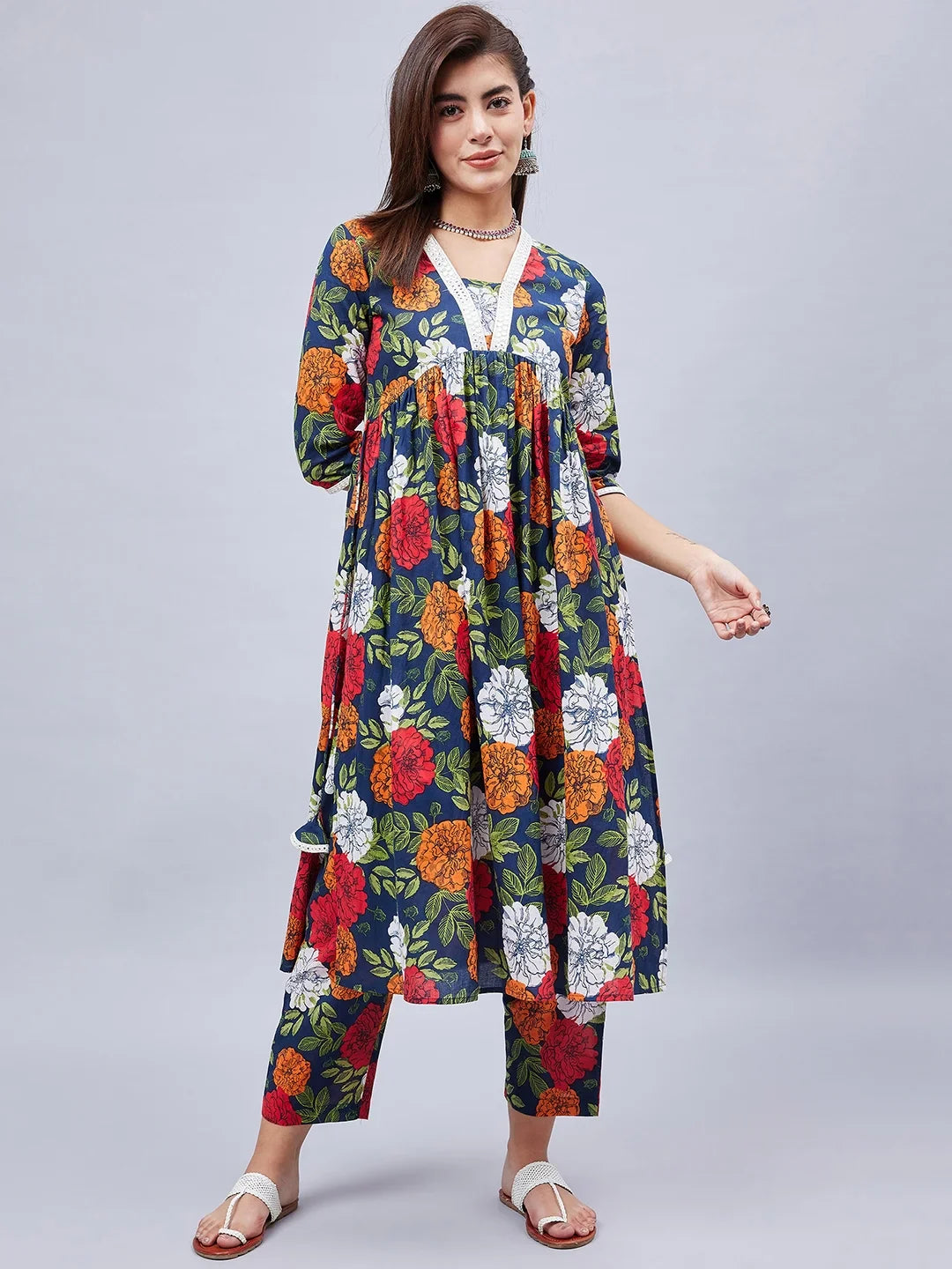 winered-woman-navy-blue-floral-print-with-embroidery-naira-cut-kurta-set