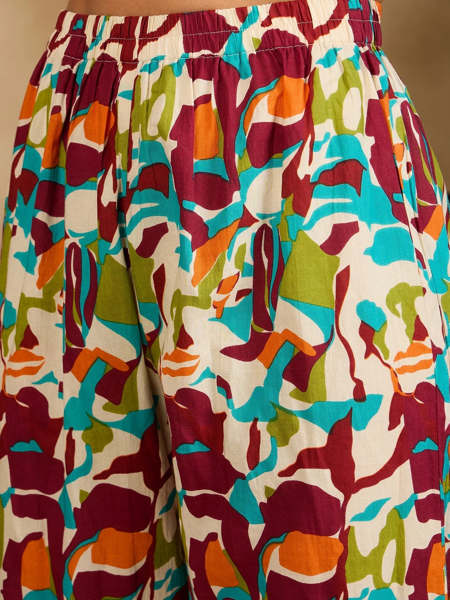 winered-woman-multicolor-abstract-print-ruched-yoke-flare-kurta-set-with-dupatta