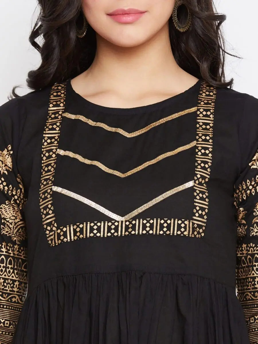 winered-black-flared-cotton-floral-print-kurta