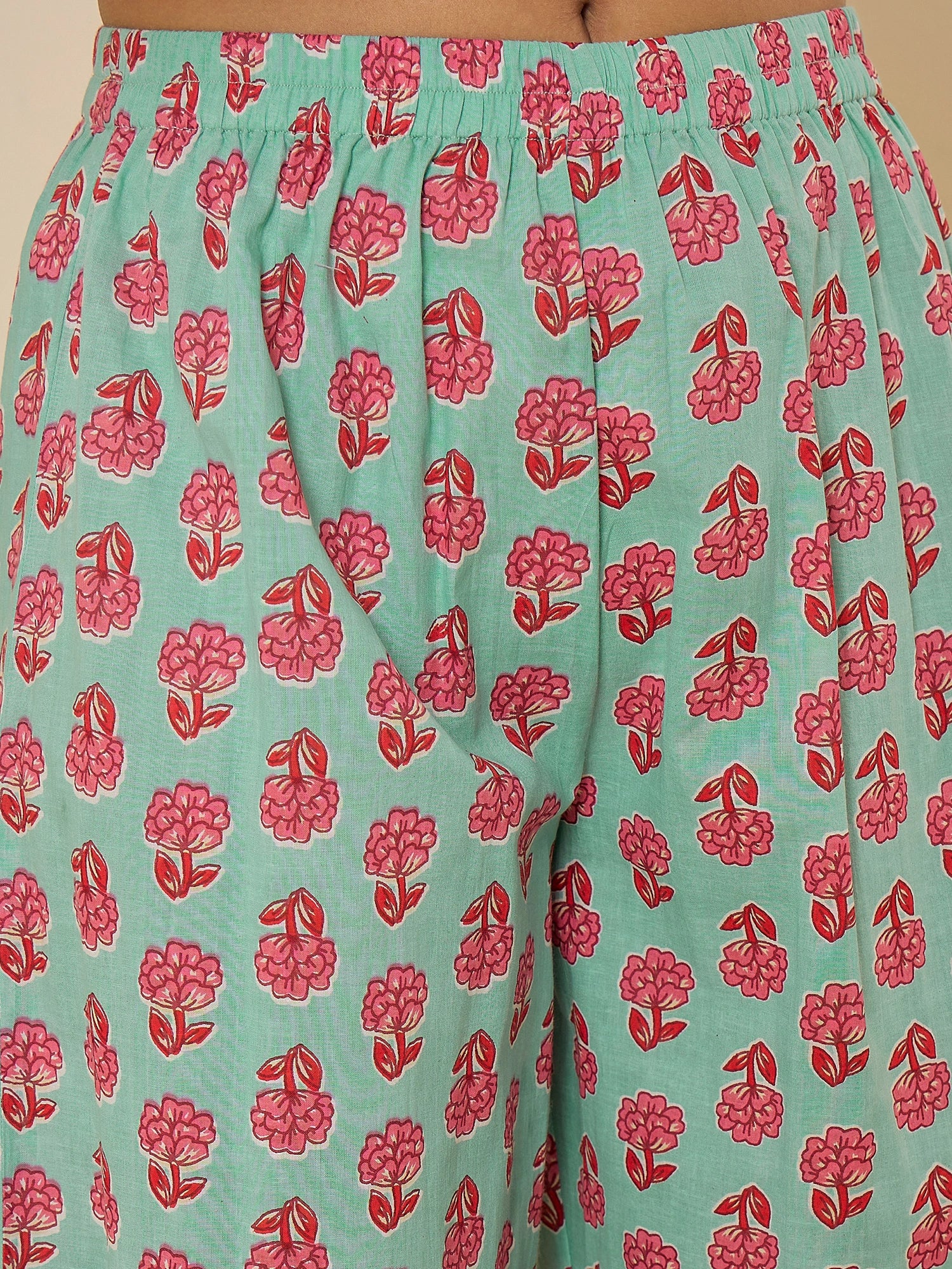 woman-mint-green-paisley-print-flared-kurta-set