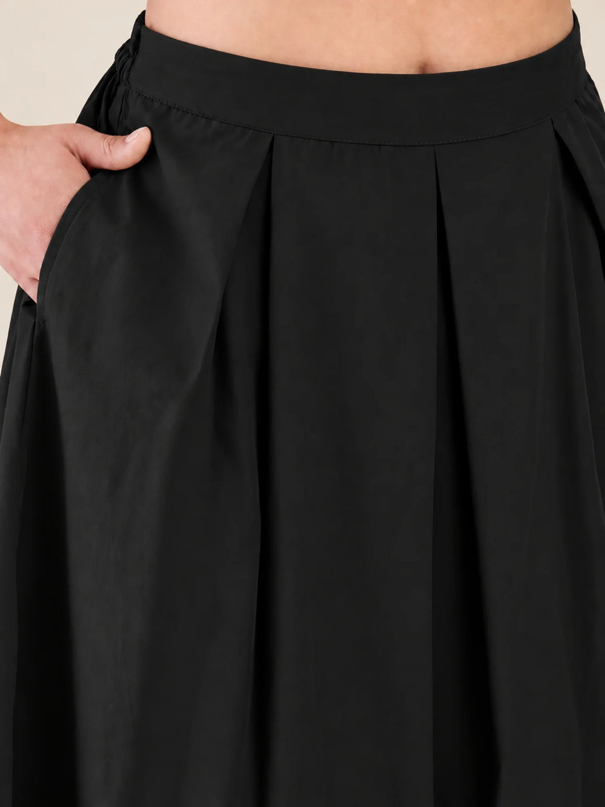 Women Black Vest & Skirt Co-ord Set