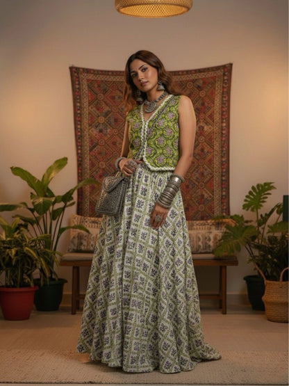 Women White Ethnic Printed Cotton Maxi Skirt