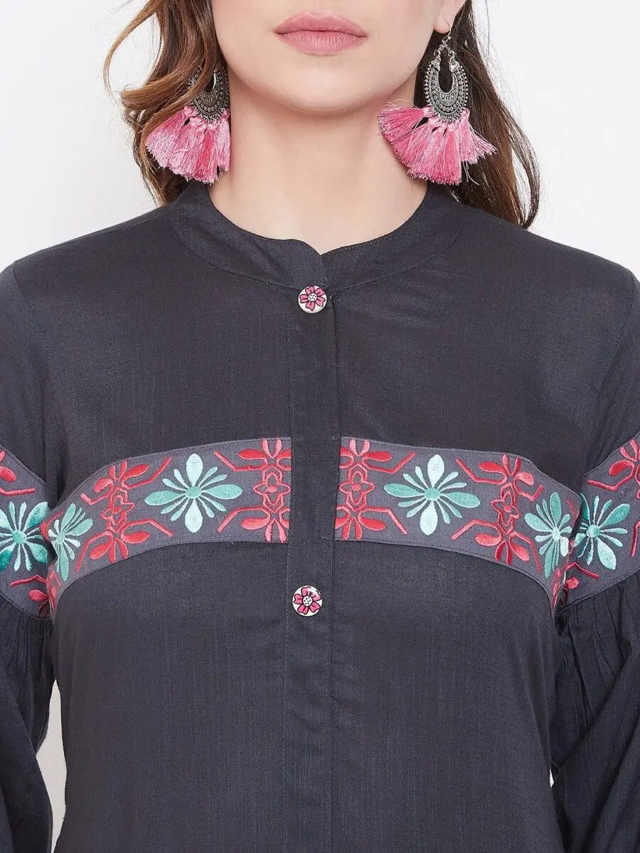 winered-grey-straight-rayon-embroidered-kurta