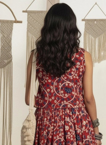 Women Red Lace Detailing Waistcoat Top